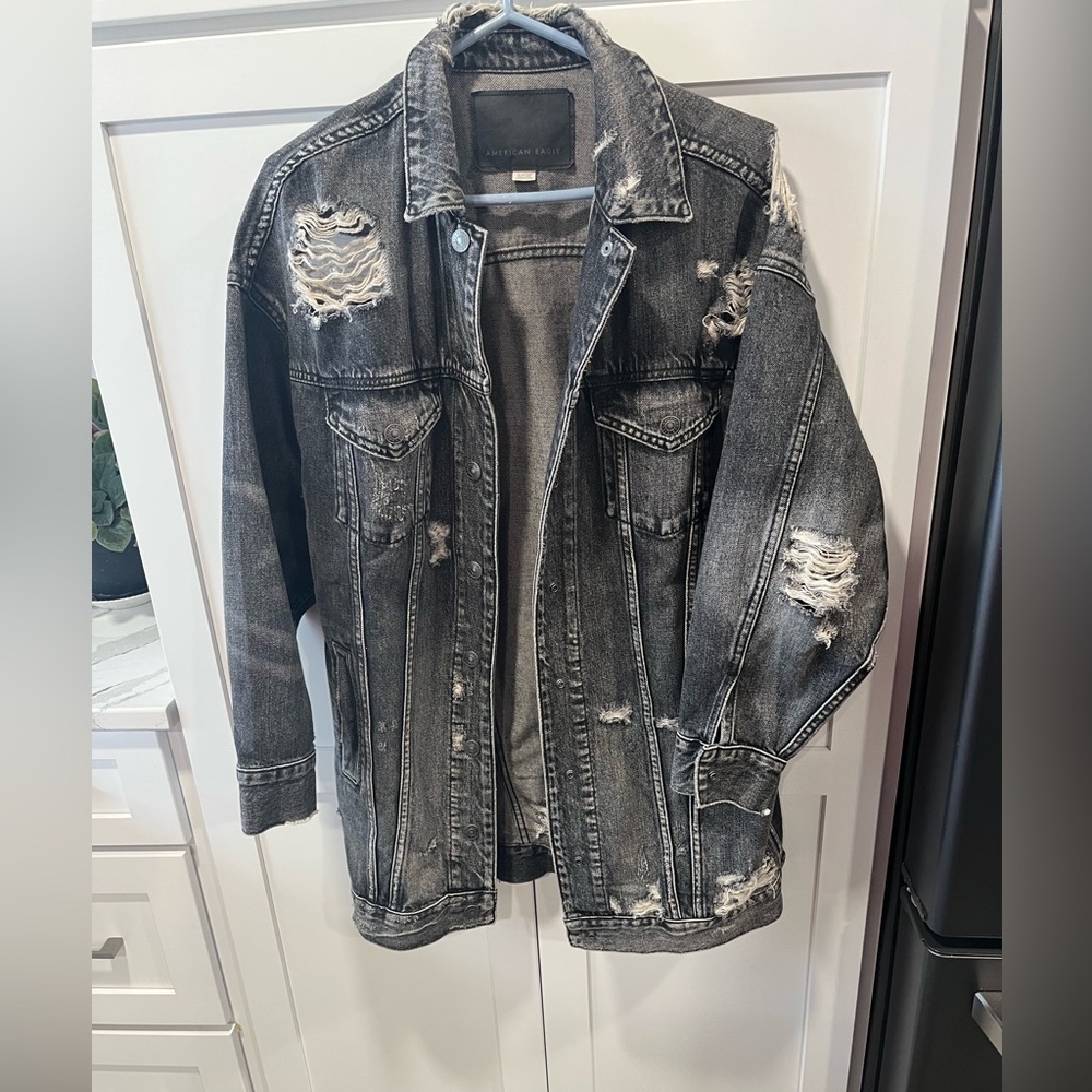 American Eagle Oversized Distressed Denim Jacket